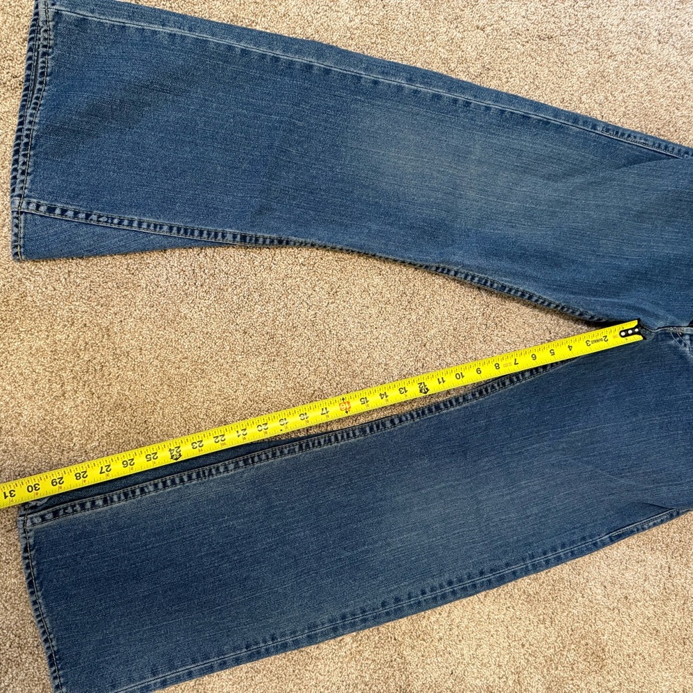 Levi's Low Slouch Boot Cut Denim - Picture 6 of 8